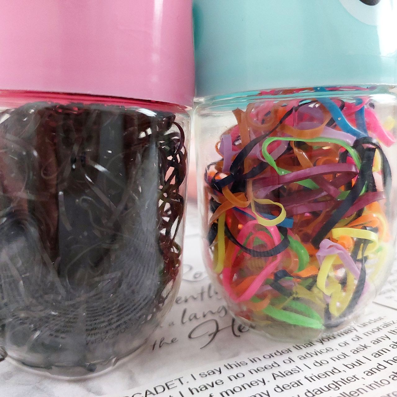 تصویر چهل گیس تک رنگ 